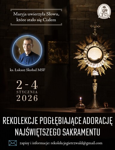 czlowiek-modli-sie-w-kosciele-przed-monstrancja